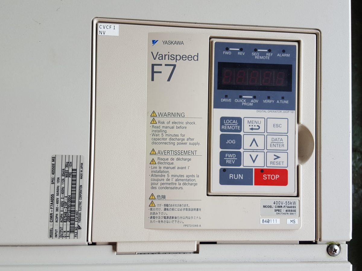 Yaskawa / Varispeed F7 Inverter CIMR-F7A4055 400V 55kW 画像1