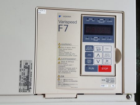 Yaskawa / Varispeed F7 Inverter CIMR-F7A4055 400V 55kW リスト1