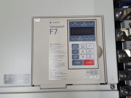 Yaskawa / Varispeed F7 Inverter CIMR-F7A4055 400V 55kW リスト2