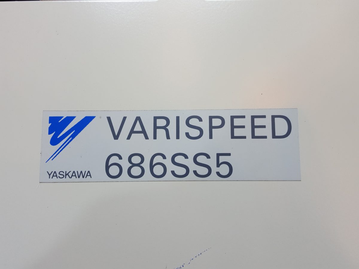 Yaskawa / Varispeed 686SS5 Inverter CIMR-SSA4037 400V 37kW 画像3