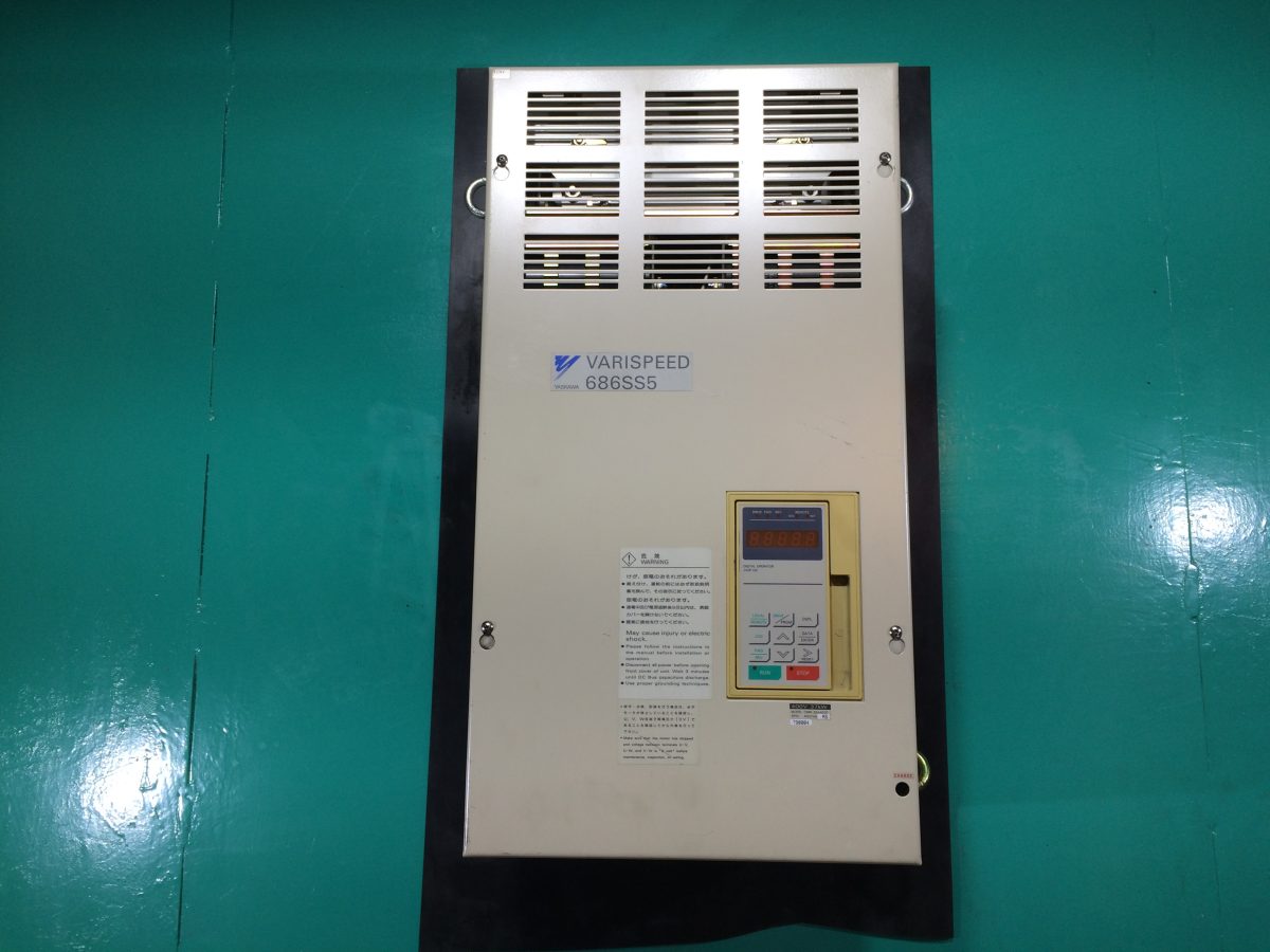 Yaskawa / Varispeed 686SS5 Inverter CIMR-SSA4037 400V 37kW 画像0