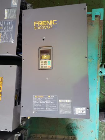 Fuji electric / FRENIC5000 VG7 Inverter FRN55VG7S-4 リスト0